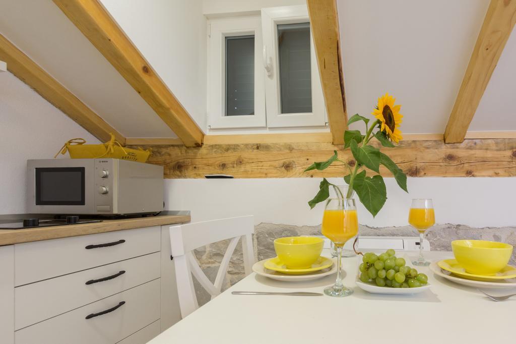 Lux Apartment Arija Split Eksteriør bilde
